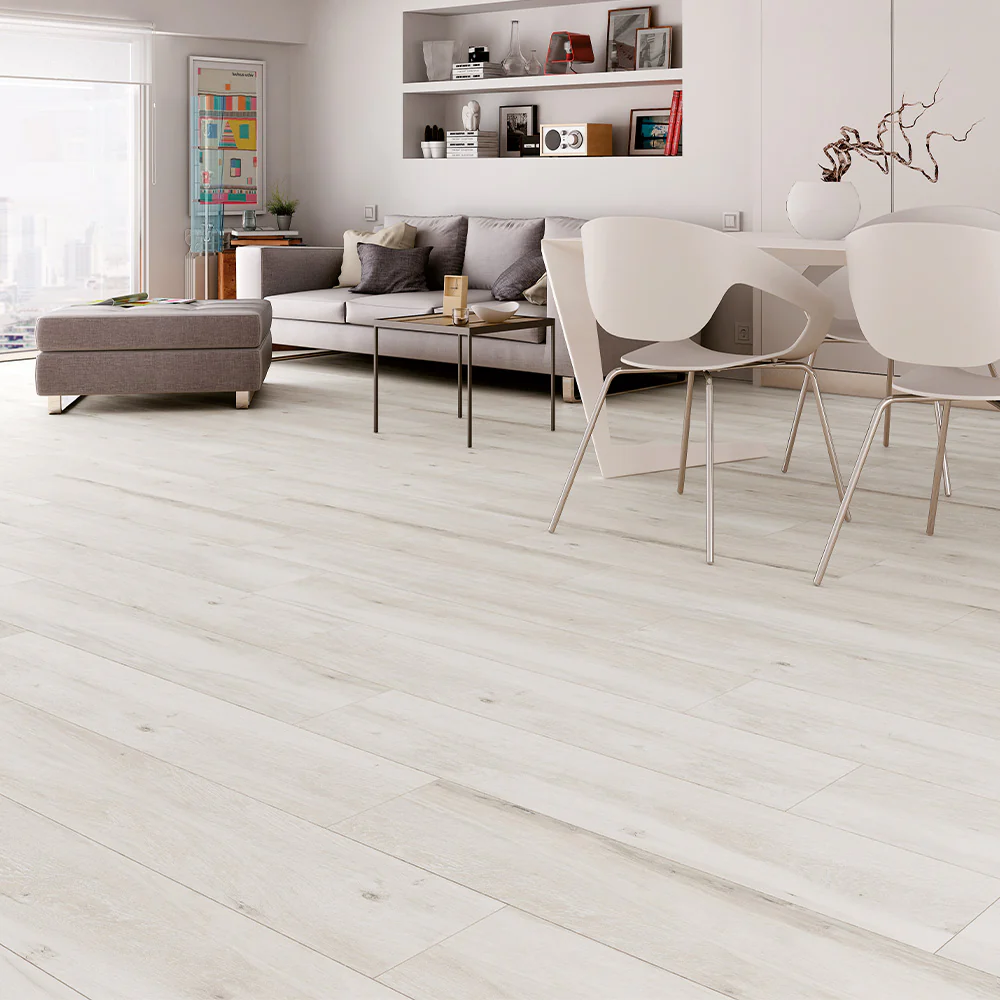 Piso laminado COSTA_MALAGA_ROOMSCENE